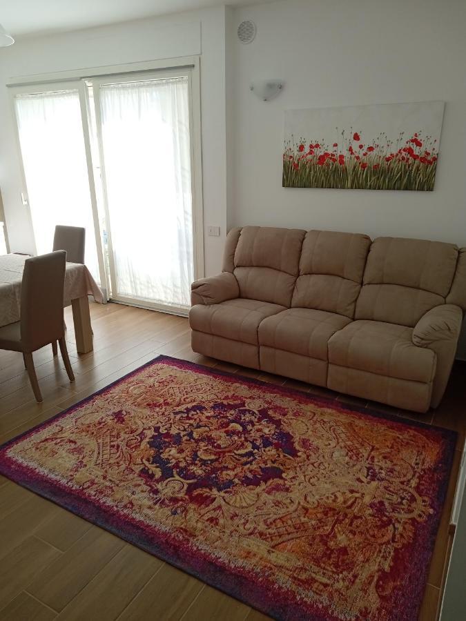 לינה וארוחת בוקר סן ג'יובאני טאטינו Dolce Casa מראה חיצוני תמונה